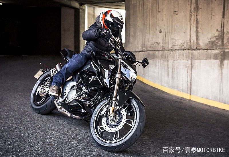 包含骑士年轻核心崭露头角,砍下生涯新高分!的词条 包含骑士年轻核心崭露头角,砍下生涯新高分!的词条